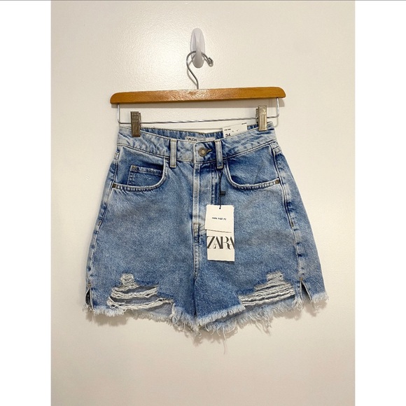 ♥️ Zara High Rise Ripped Shorts - Picture 5 of 7